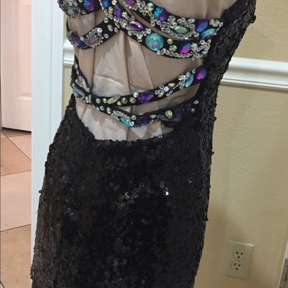 Sequined beaded cocktail dress - Picture 6 of 8